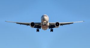 Quels sont les avantages du transport aérien ?