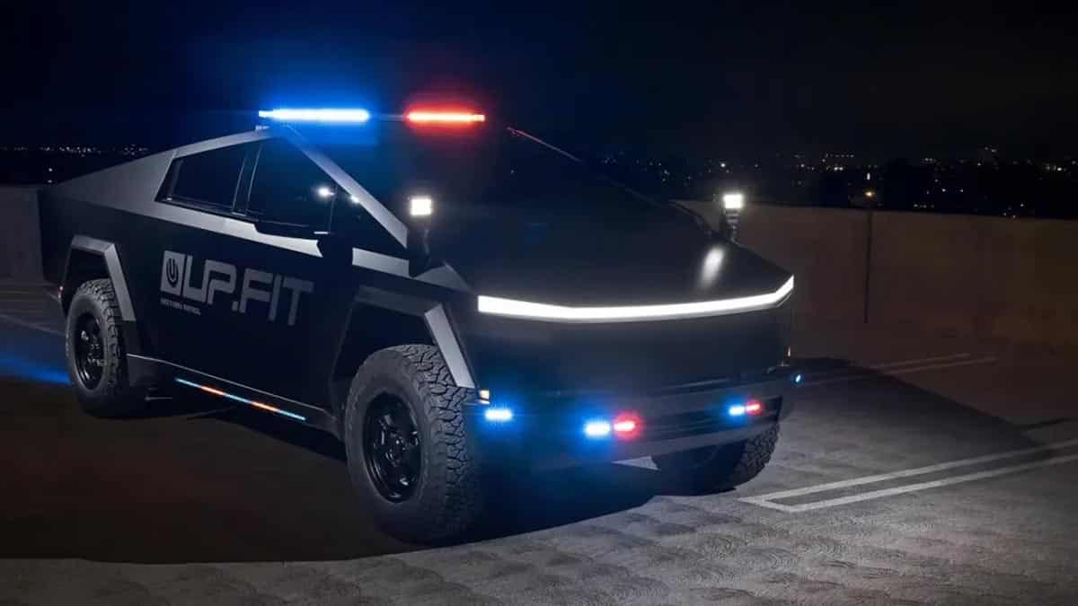 Le futur de la police arrive : un cybertruck pour protéger et servir