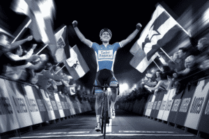 Tadej pogačar écrase les records avec sa 21e victoire détape un exploit