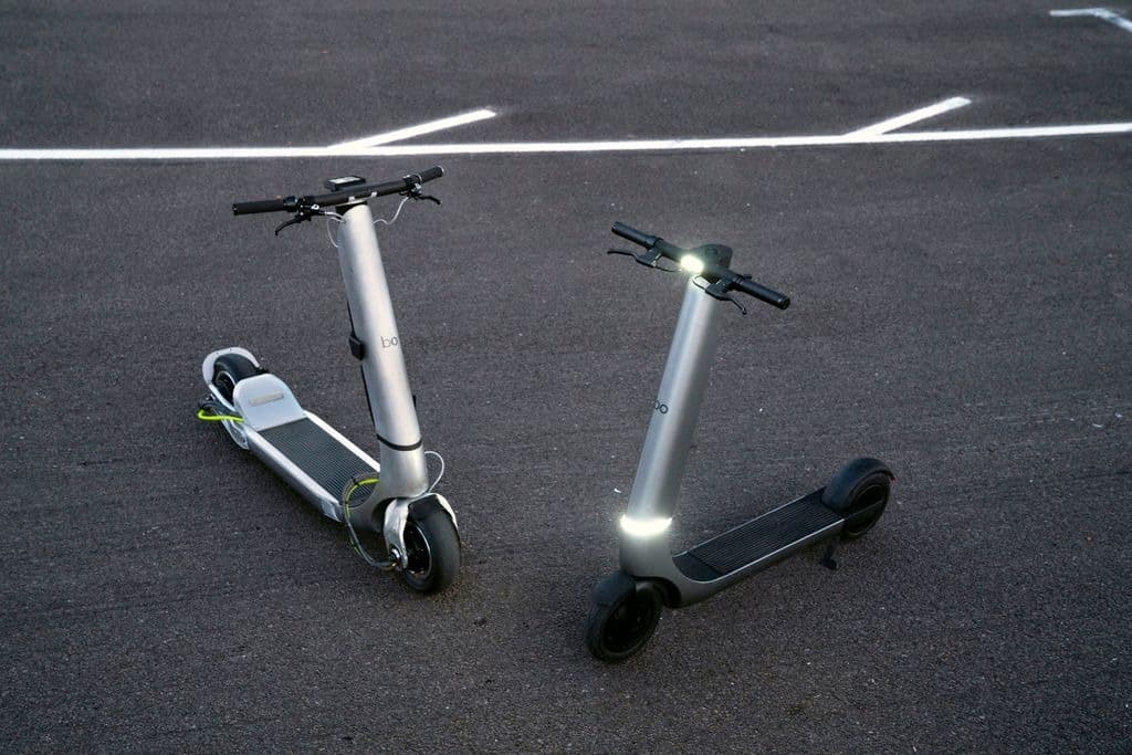  160 km/h sur une trottinette : l'engin électrique au rapport puissance/poids supérieur à la Veyron