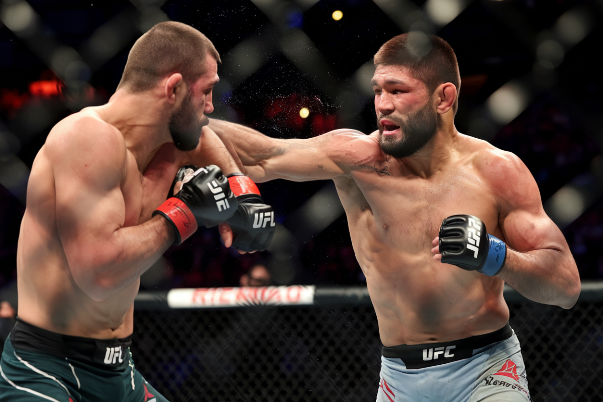 Ufc 319  Khamzat chimaev domine et impressionne les médias