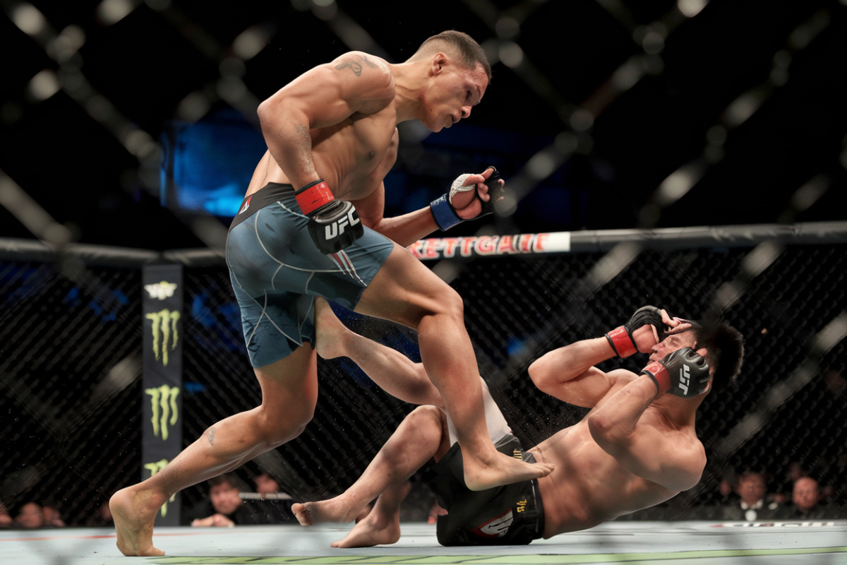 Ufc shanghai  Johnny walker terrasse zhang mingyang par tko