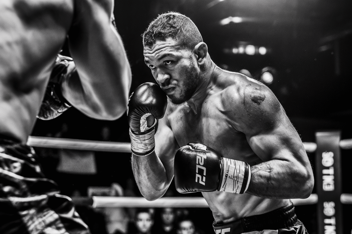 James degale remporte son combat au bkfc 81  la