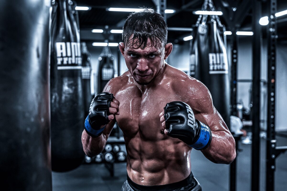 Magomed ankalaev : Daniel cormier prédit un retour en force après sa défaite à l'ufc 320, quelles sont les perspectives ?