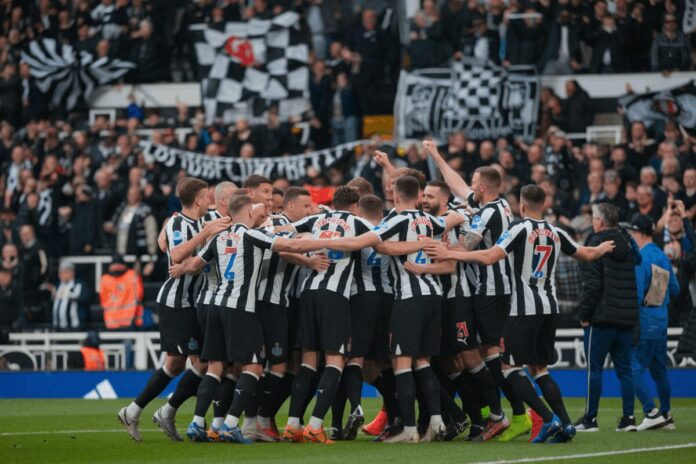 Newcastle franchit une étape décisive pour satisfaire eddie howe et ses ambitions