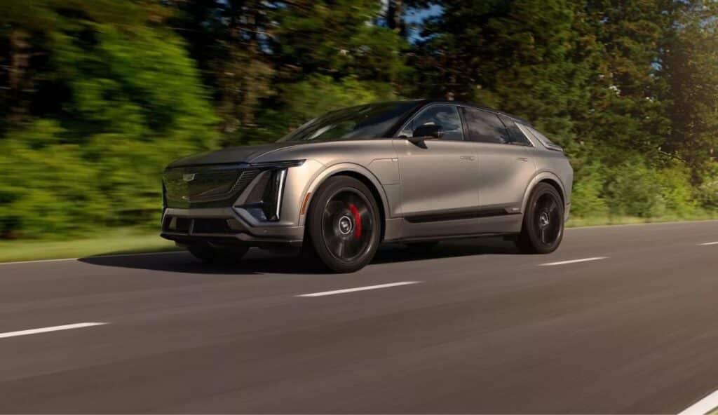 Le Lyriq V devient ainsi le Cadillac le plus rapide jamais conçu - © Cadillac