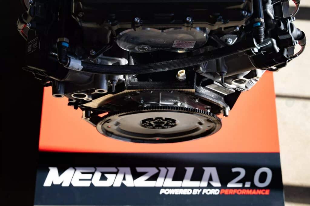 Les deux moteurs seront disponibles à la commande via les concessions Ford et Ford Performance Parts.