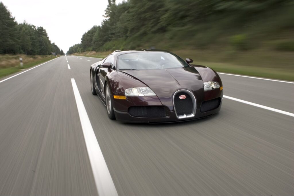 Il y a vingt ans, la Bugatti Veyron voyait le jour.