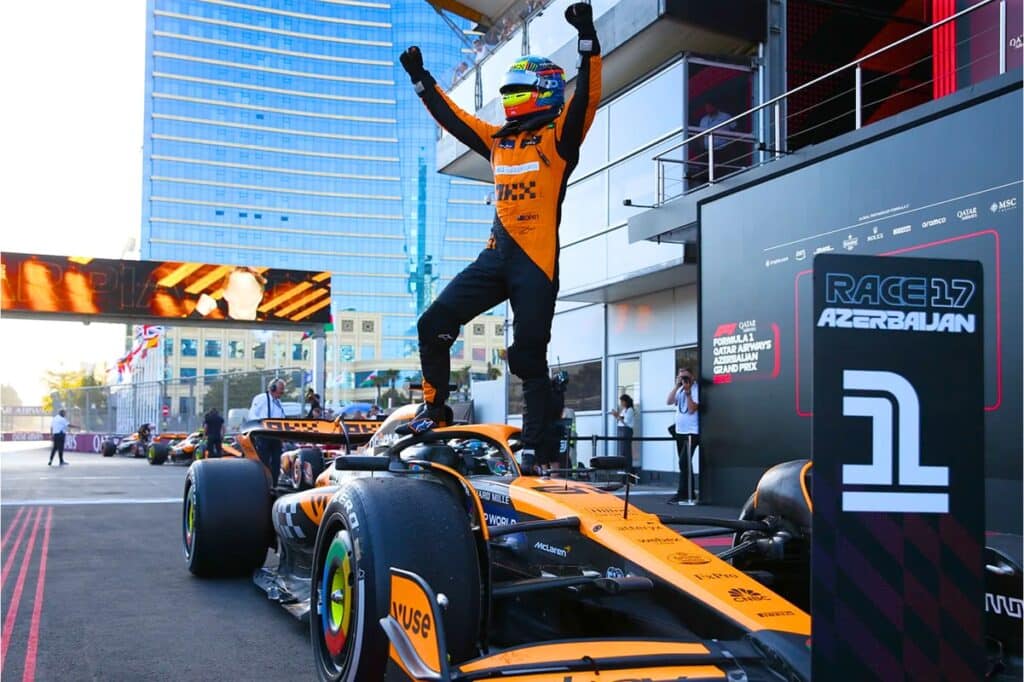 McLaren a effectué une remontée impressionnante en termes de performances, culminant avec le titre constructeurs en 2024 - © McLaren