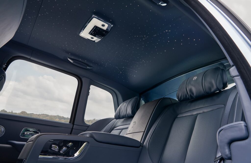 Le fameux ciel étoilé personnalisé représentant des constellations emblématiques - © Rolls-Royce