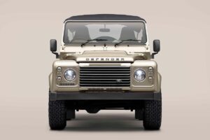 Defender Soft-Top V8 - © Land Rover