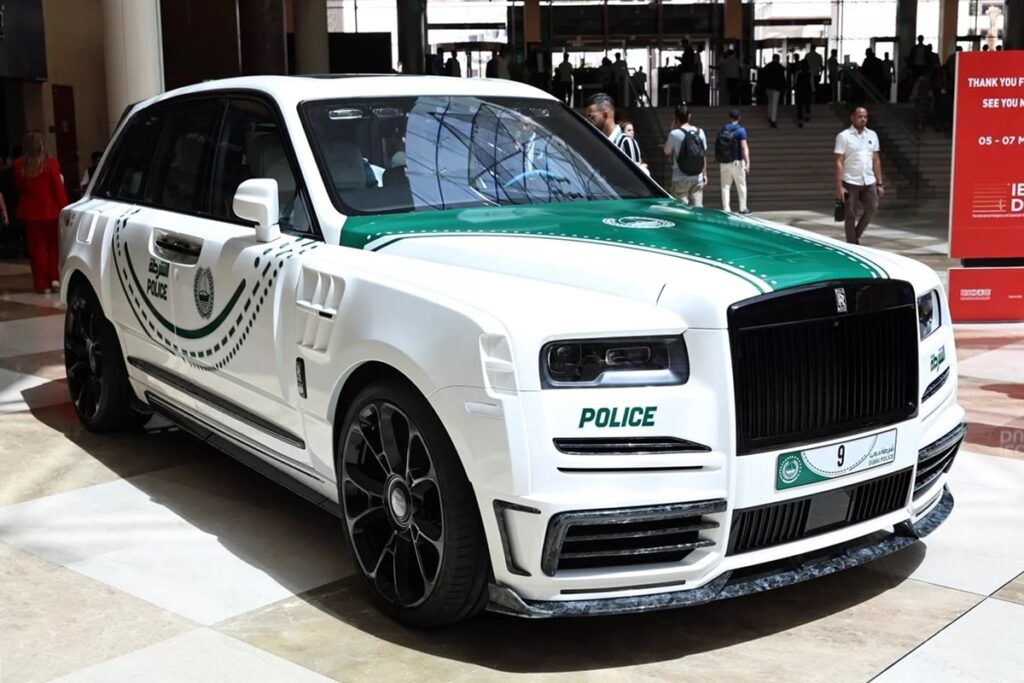 Rolls-Royce Cullinan police Dubaï - © Mansory