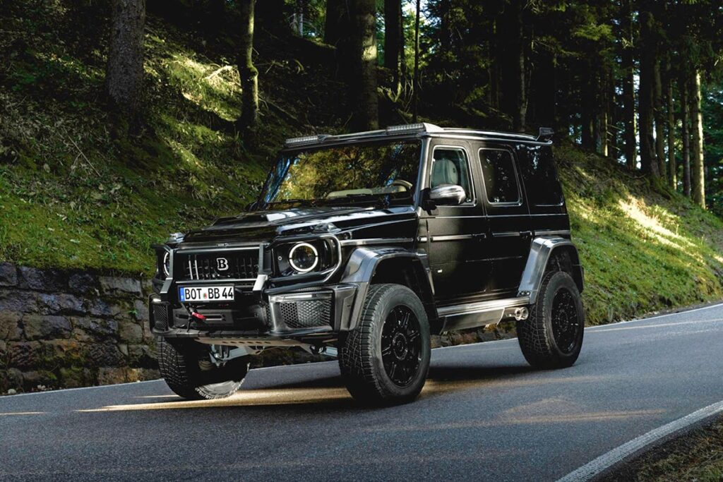 Ce 4x4 offre une garde au sol de 47 centimètres - © Brabus