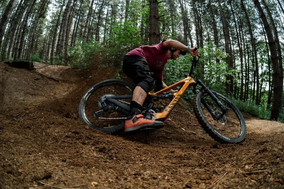 une véritable révolution dans l'univers du VTT électrique.