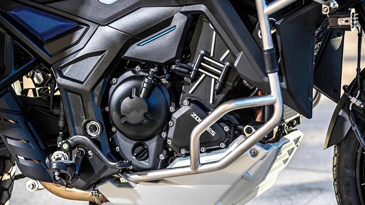 Photos du Zontes 703F 2024