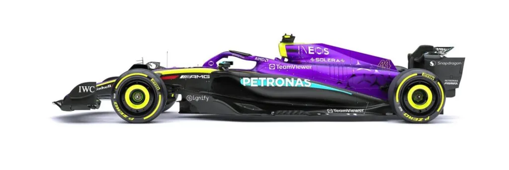 Livrée violette en hommage à la dernière course de Lewis Hamilton avec Mercedes - © Nurge Motorsport
