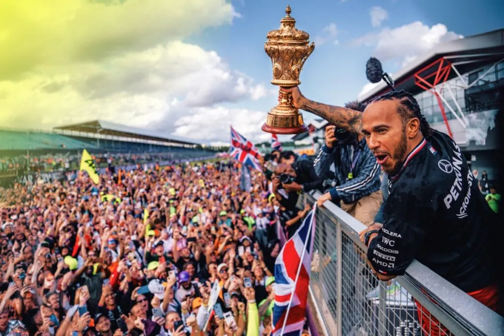 Angela Cullen a été un pilier de la carrière de Lewis Hamilton - © Finn Pomeroy / Mercedes archives