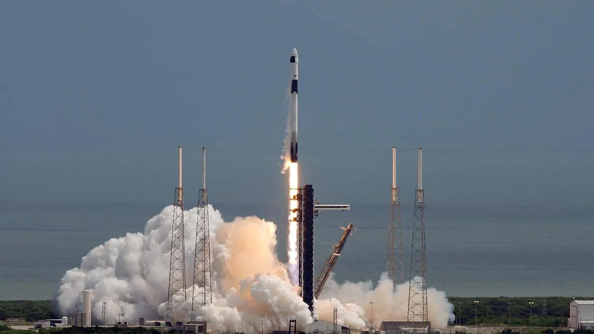 Toyota se lance dans la course spatiale