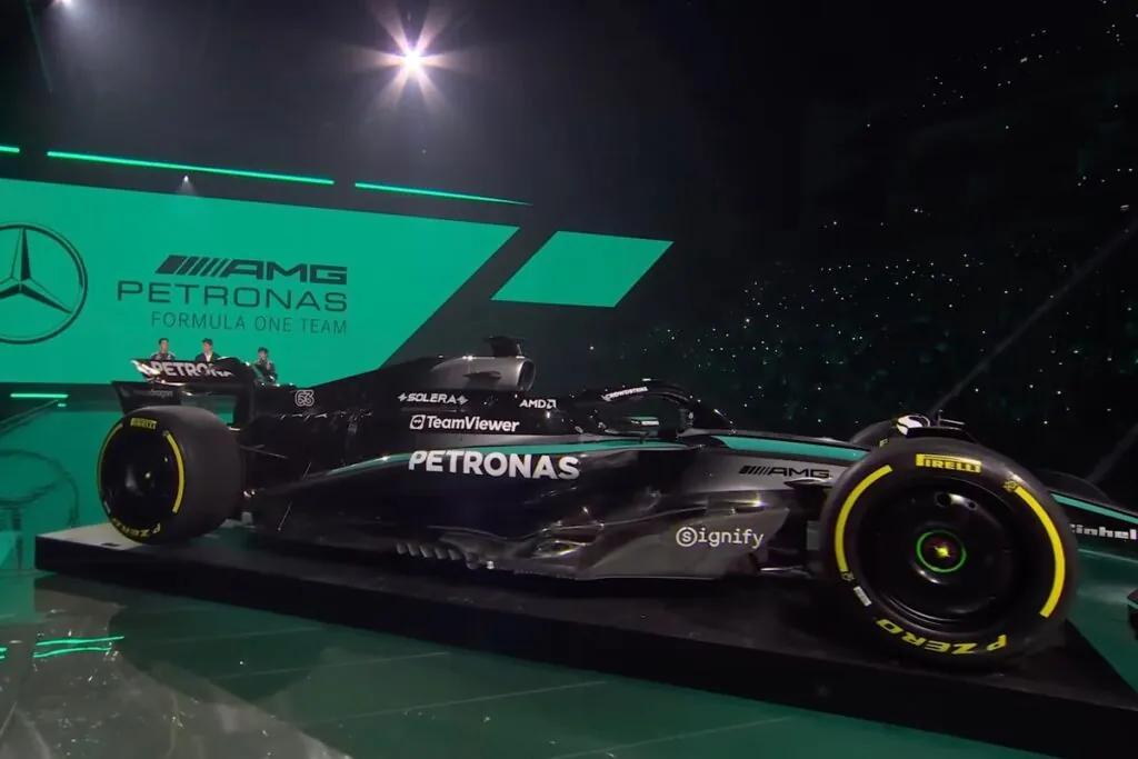 Mercedes F1 2025 - © F1 sur YouTube