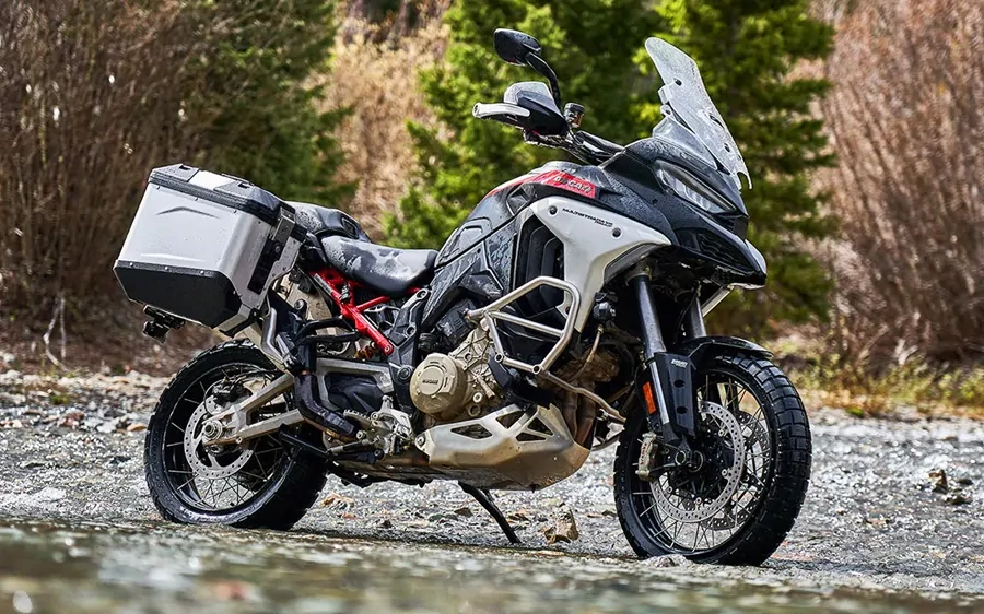 Les meilleures motos grand tourisme 2024 8 modèles testés sur 5000