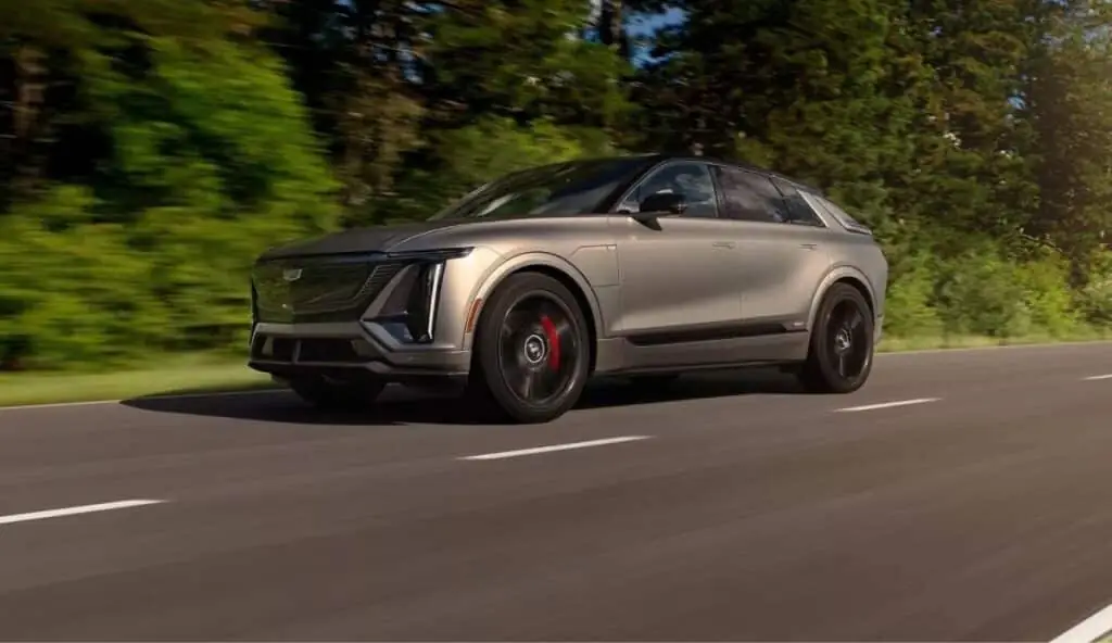 Le Lyriq V devient ainsi le Cadillac le plus rapide jamais conçu - © Cadillac