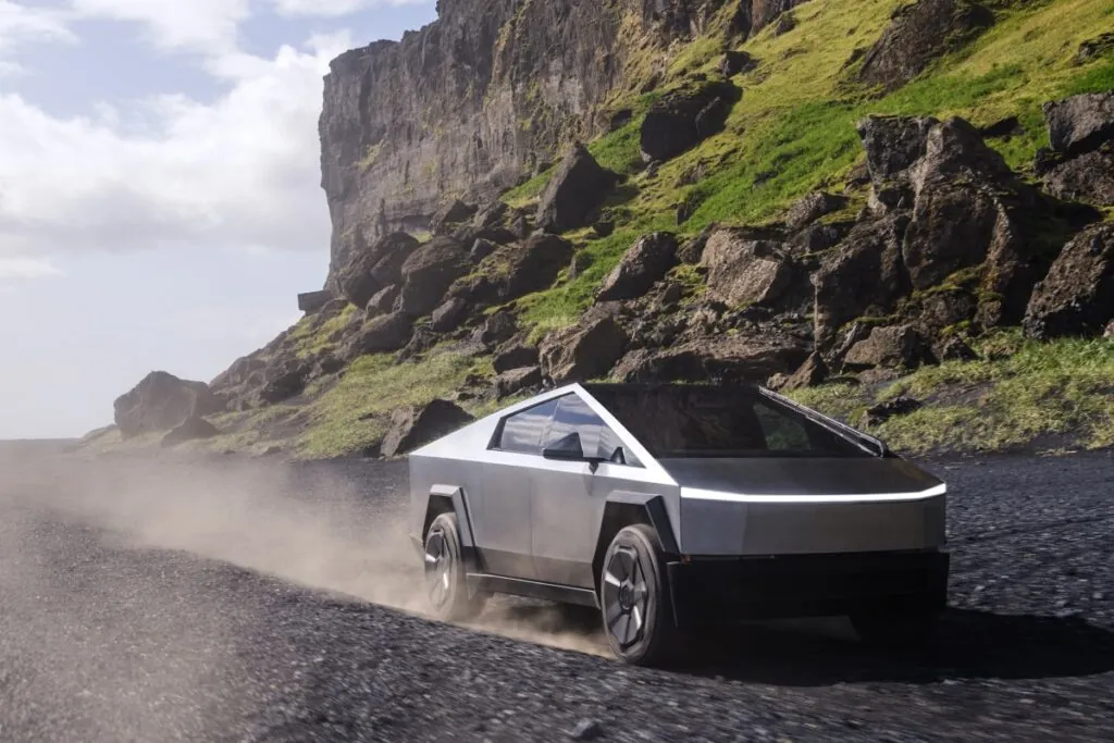 Le Cybertruck reste le seul modèle épargné par ces hausses, bien que son prix dépasse déjà les 111 000 € - © Tesla