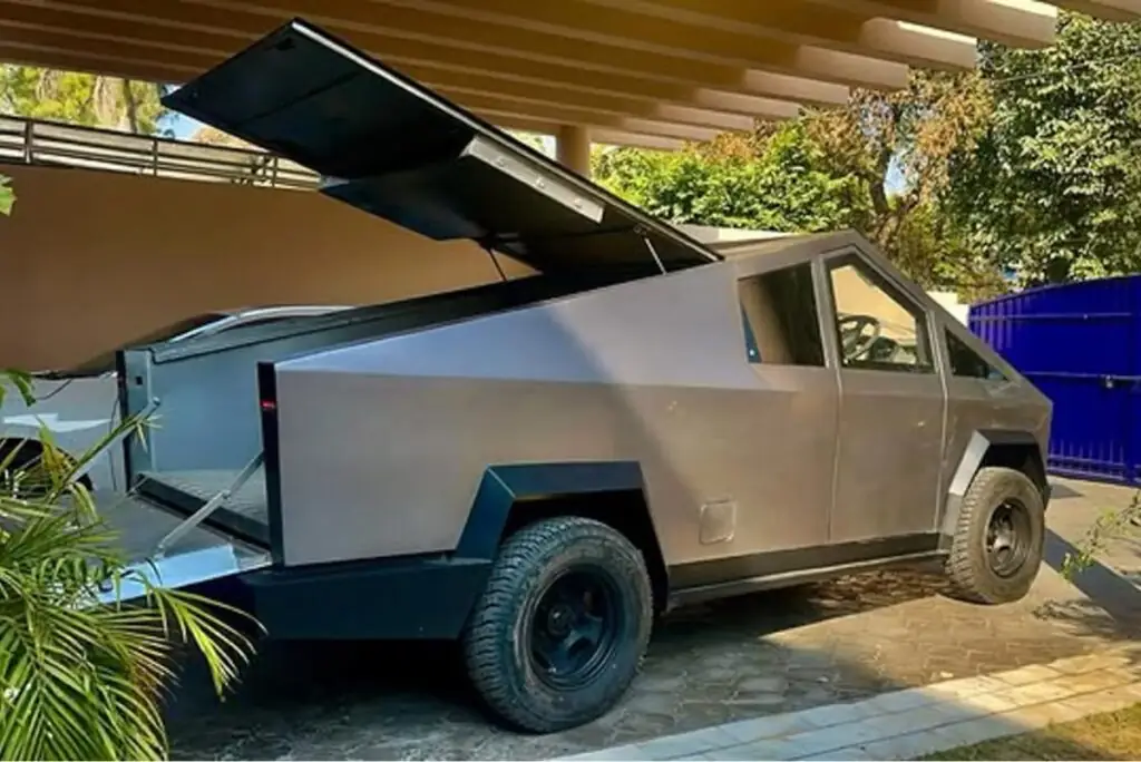 Une couverture de benne qui se soulève au lieu de glisser.