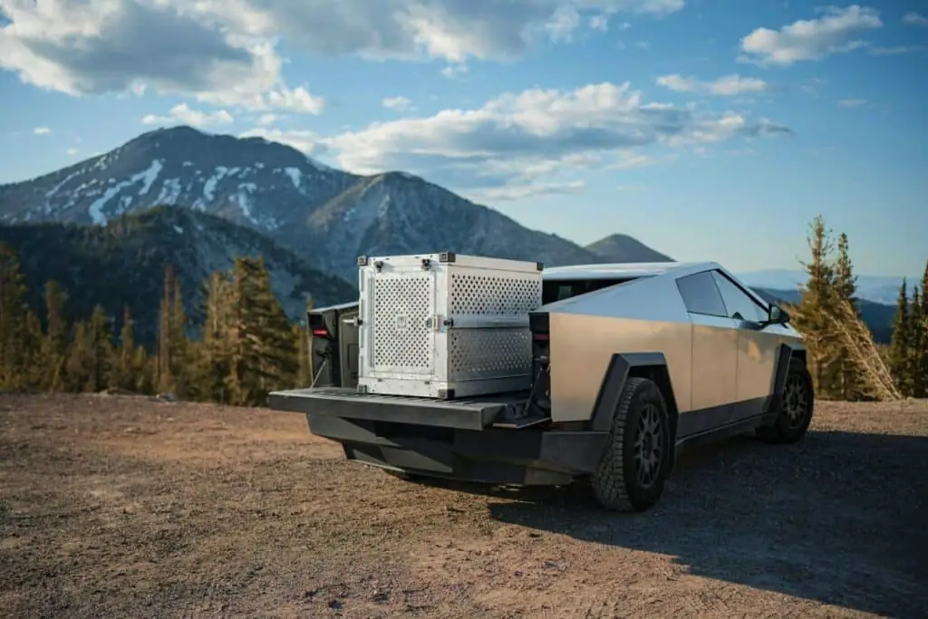 Tesla procède au remplacement des batteries de Cybertrucks, mais aucun rappel n'a été annoncé.