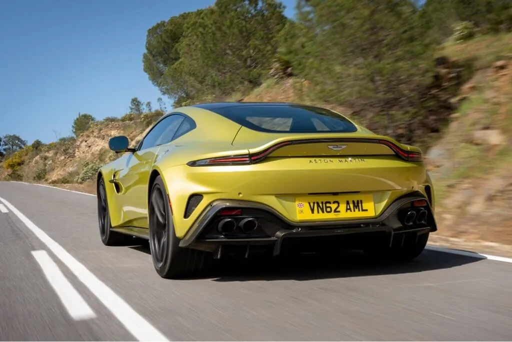 L’objectif est de lancer un modèle 100 % électrique d’ici 2030, mais sans précipitation.