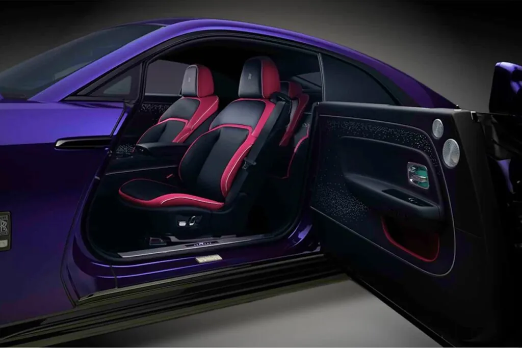 Spectre Black Badge - © Rolls Royce