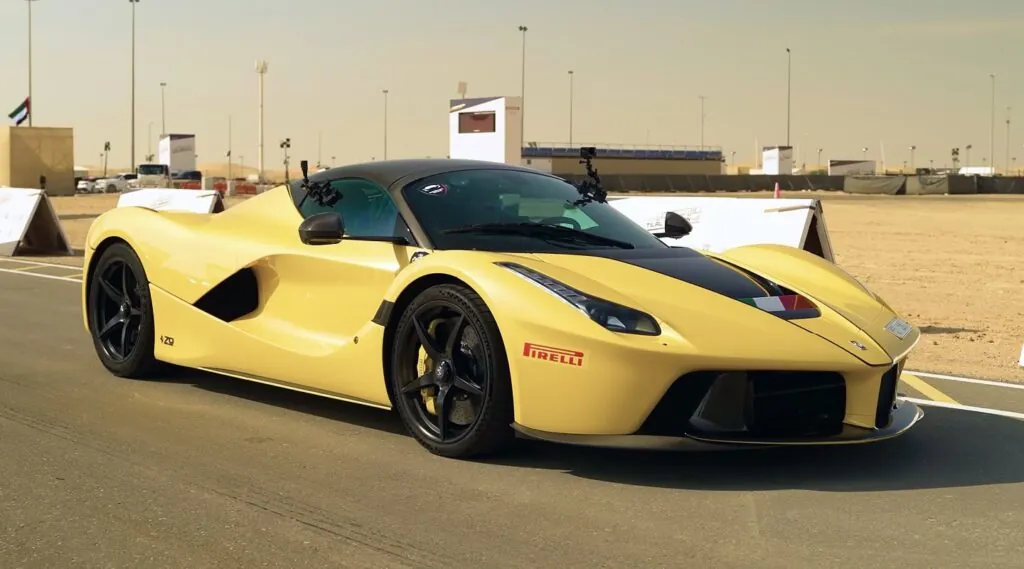 Ferrari LaFerrari Aperta - © Matt Watson carwow sur YouTube