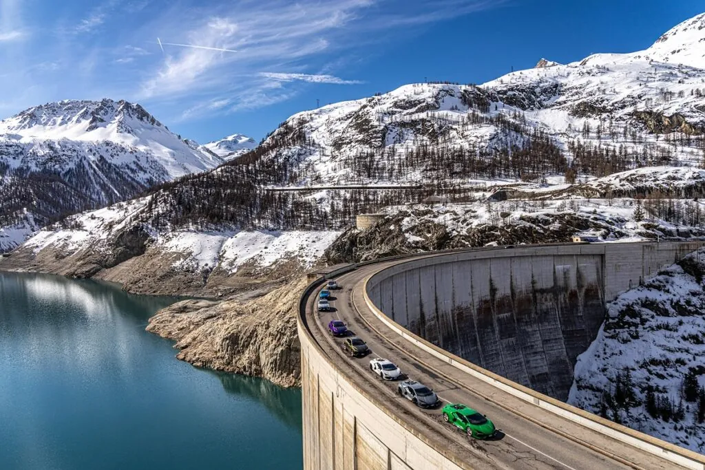 Ce cadre luxueux illustre parfaitement la philosophie de Lamborghini : bien plus que des voitures, la marque vend un style de vie - © Lamborghini