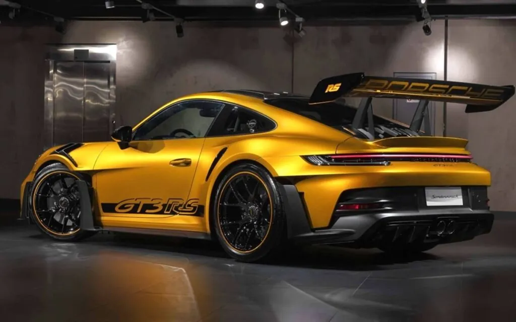 Une peinture comme celle-ci peut facilement atteindre les 9000 €, et monter jusqu'à 60 000 € - © Porsche