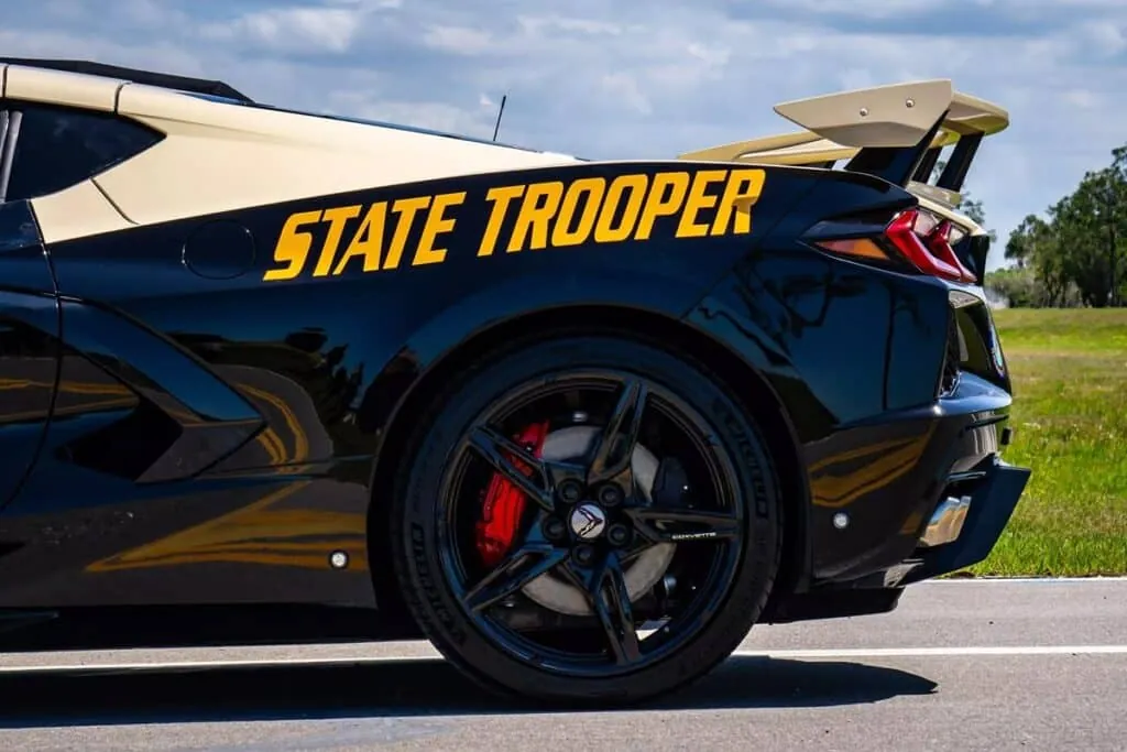 Une vitesse de pointe de 312 km/h et un 0 à 100 km/h en seulement 3 secondes - © Florida Highway Patrol