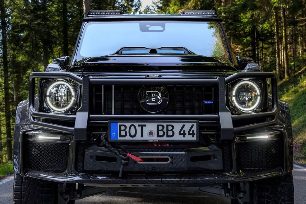 Le célèbre V8 biturbo de 4.0 litres du G63 AMG poussée à 800 chevaux- © Brabus